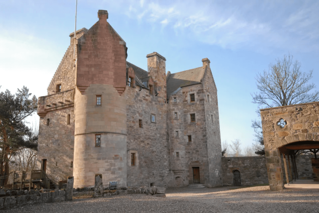 Dairsie Castle Scotland - Airbnb castles in Scotland 