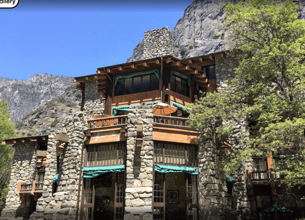 ahwahnee hotel in yosemite national park 