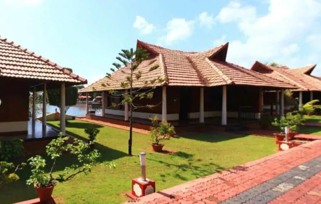Heritage cottages Kerala backwater resorts Sterling Lake Palace