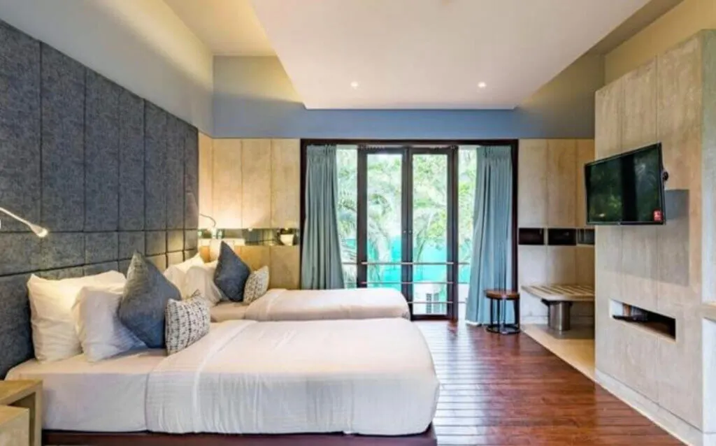 Modern Chic rooms at Leleela Backwater boutique resort