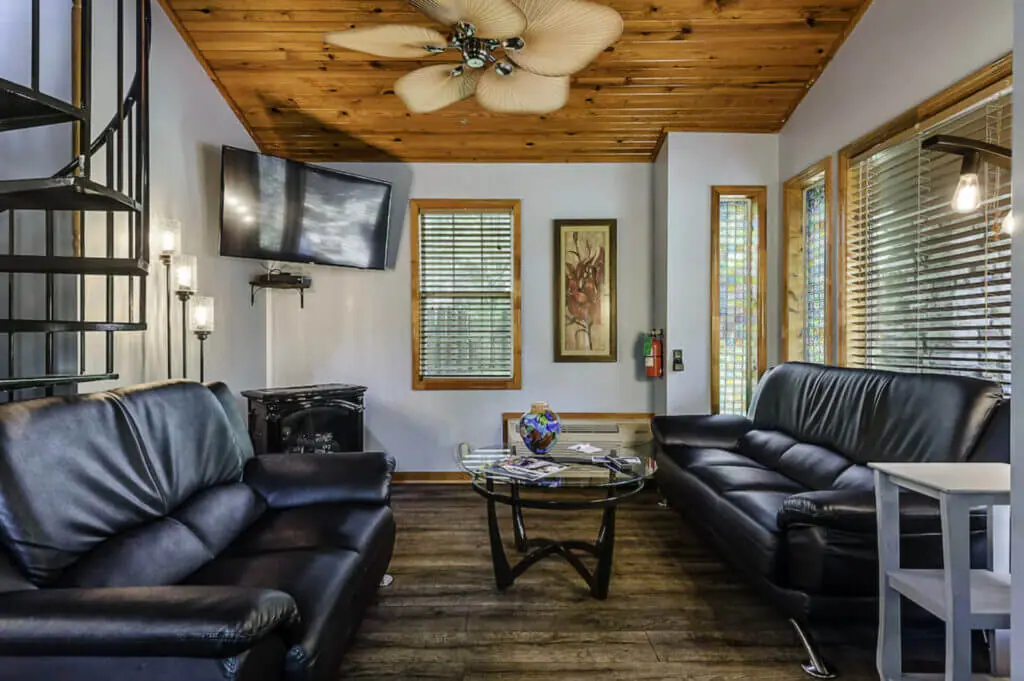 The Woods Cabins Eureka Springs modern interior cabin