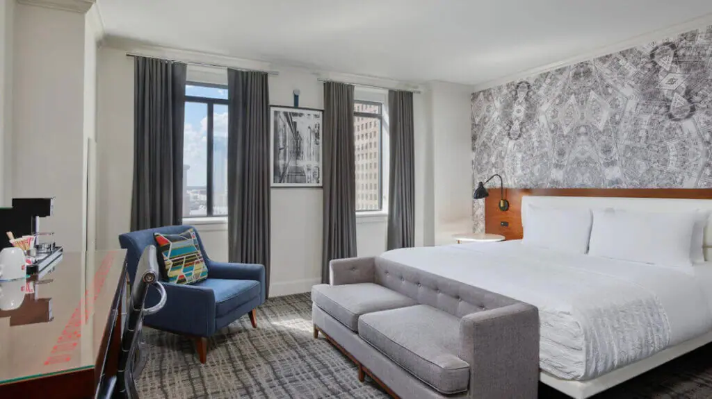 Rooms and suites design at Le Méridien Indiana
