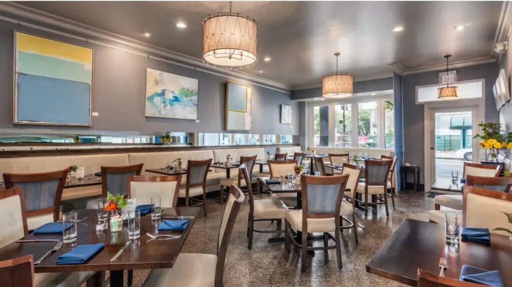 On site restaurant at The Dunhill Hotel