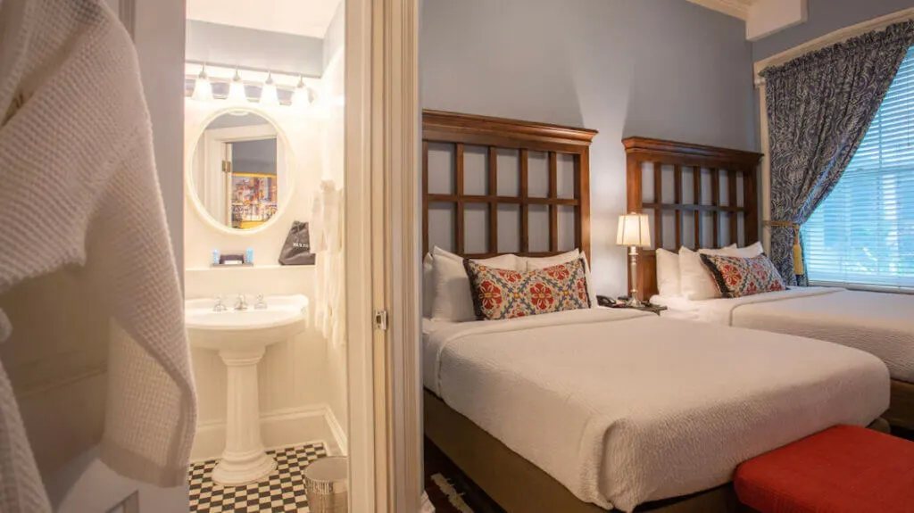 The Marshall House: One of the Best Hotels in Savannah with Balcony Views