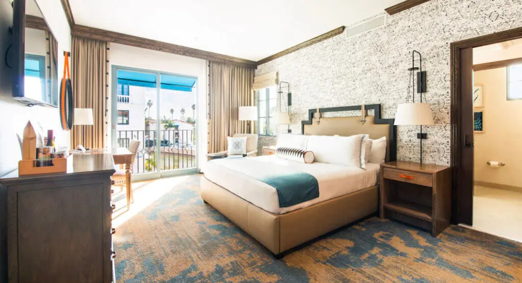 Interior room design at Harbor View Inn, Santa Barbara