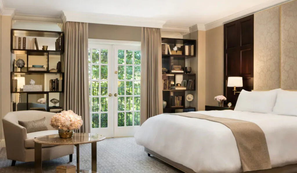 Rosewood Mansion Dallas, Texas hotel room interior 