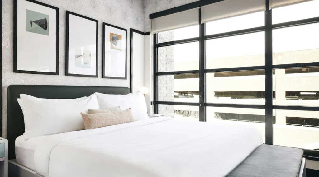 cool interior design of room at Kinley Chattanooga Southside