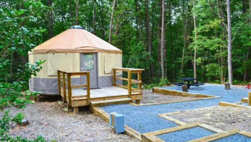 Chattanooga fun place to stay: exterior of the Cloud Canyon Yurts