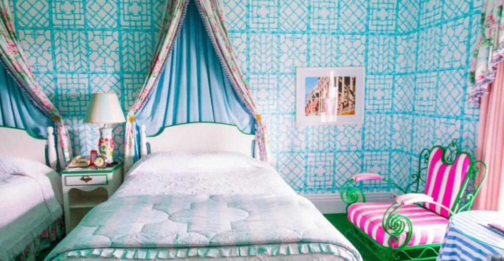 one of the most unusual and cool hotels in the USA Grand Hotel on Mackinac Island Michigan