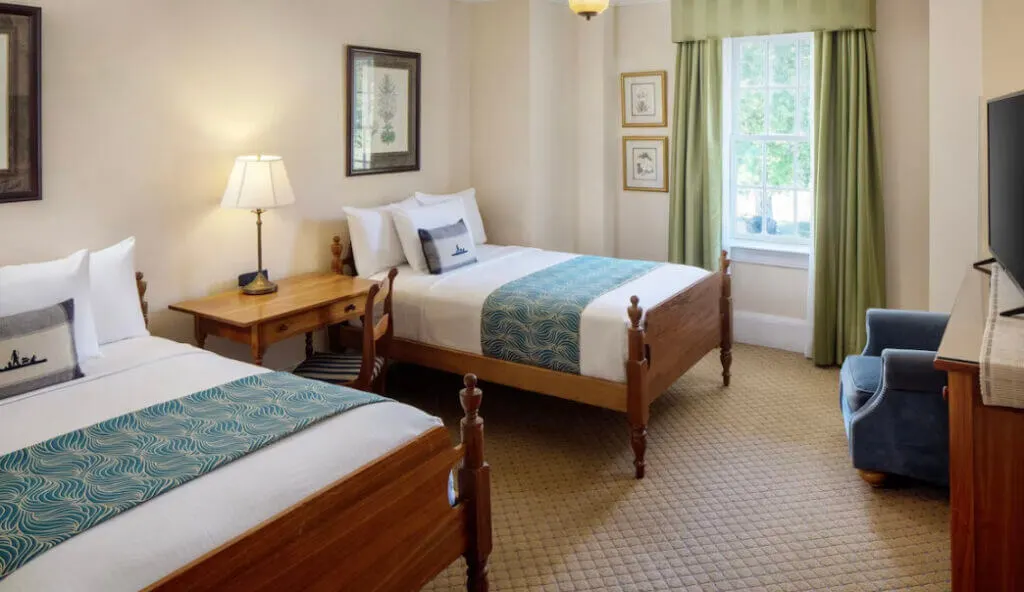 Room interior of Boone Hotel & Restaurant, Kentucky