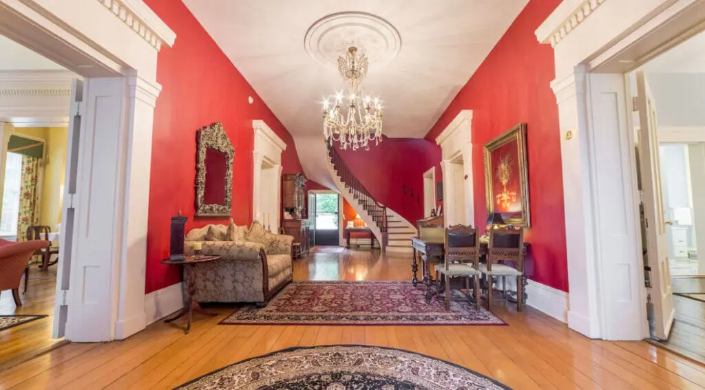 Interior of the Bourbon Manor, Bardstown