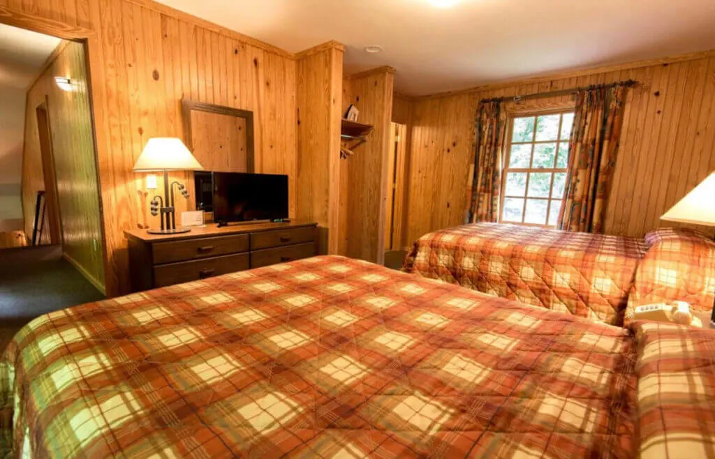 Romantic cabin and hotel at Red River Gorge Kentucky