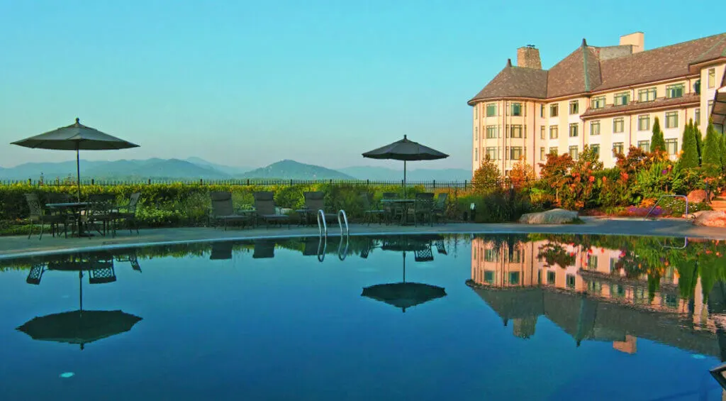 Pool and mountain views of The Inn on Biltmore Estate Asheville