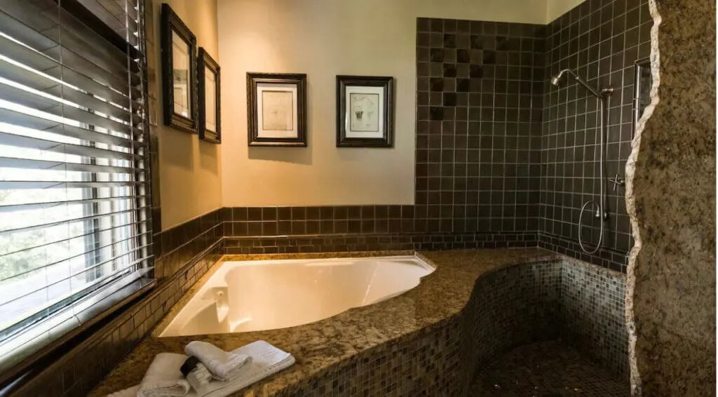 Soaking tub at 1900 Inn on Montford, Asheville 