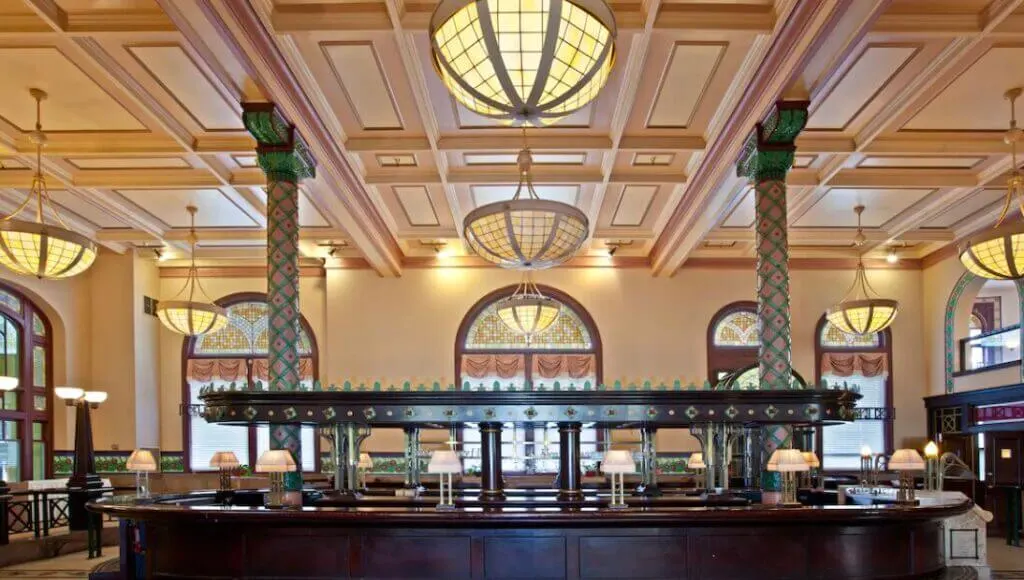 lobby at the Crowne Plaza Union Station Indiana