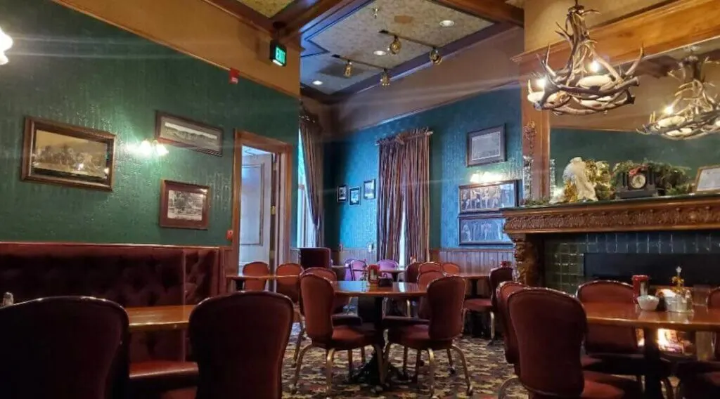 Western saloon restaurant at Bullock Hotel South Dakota