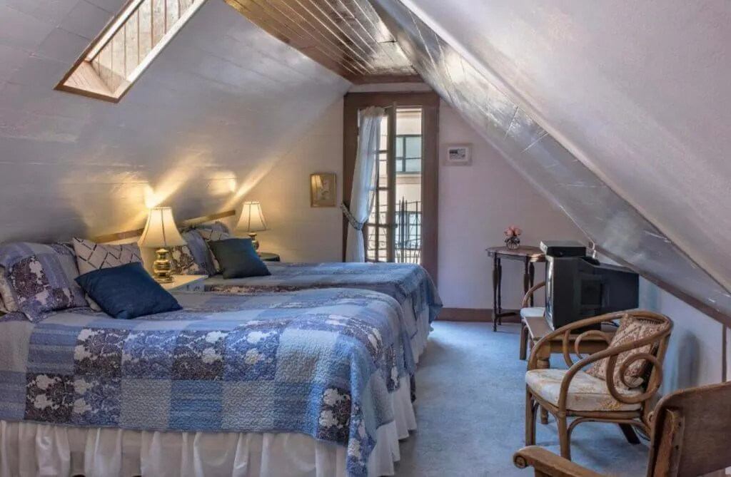 one of the cute and historic boutique hotels rooms in Astoria Oregon Clementine’s Guest House
