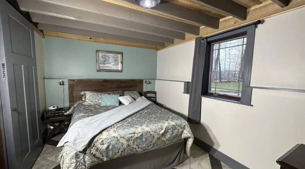 cute room with window at cabin near Nashville Indiana