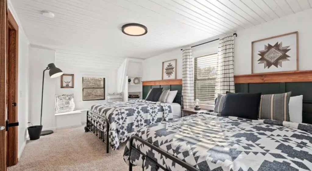 luxury cabin interior in Brown County IN 7 Acre Legacy Lodge