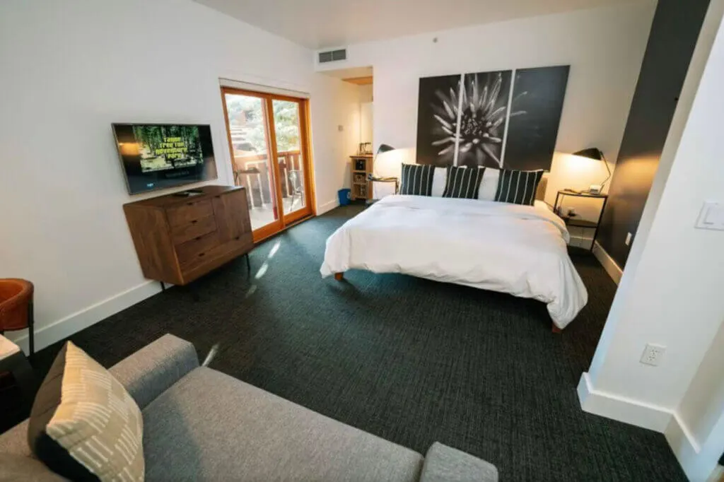 Gravity Haus - Tahoe-Truckee hotel rooms 