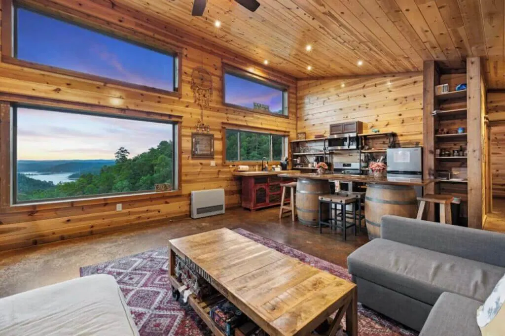 Bella Vista VRBO rental Oklahoma unique stays
