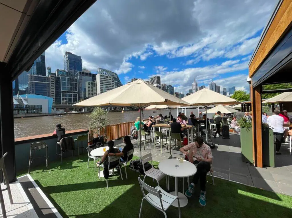 crown casino yarra river bar