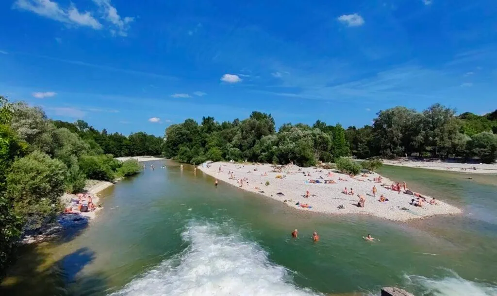 The Flaucher swimming place in munich for summer