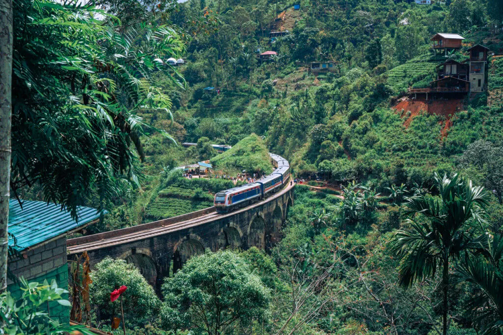 Is Sri Lanka Worth Visiting? Only if you like views like this - 9 arch bridge with train, ella/demodara