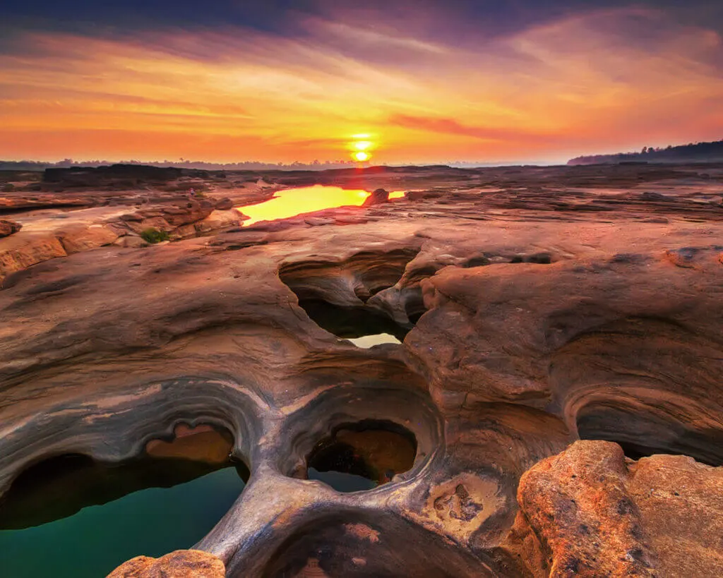 Kaeng Sam Phan Bok Grand Canyon of Thailand hidden gem