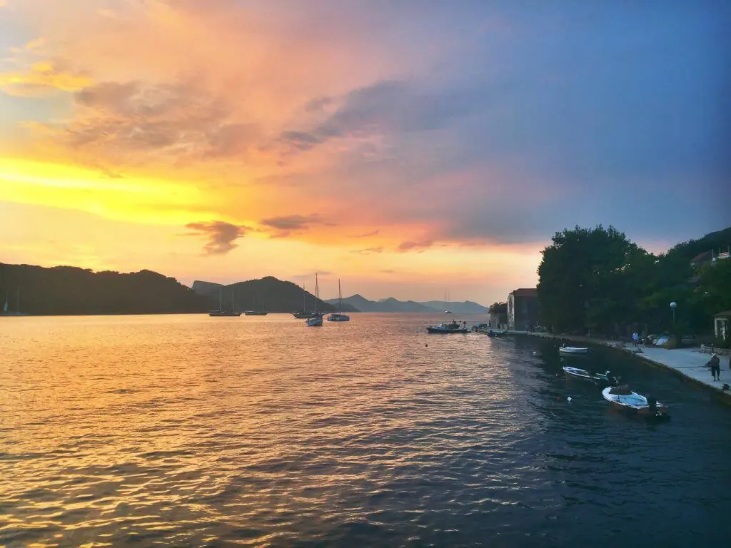 croatia sunset - best sunset captions