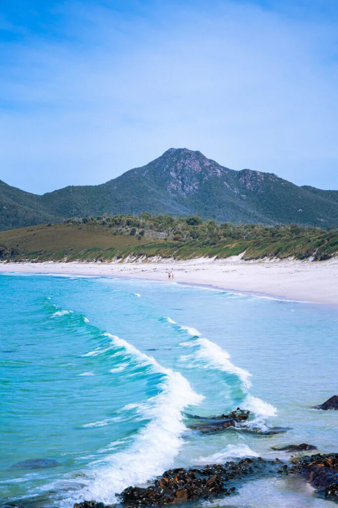 wineglass bay beach