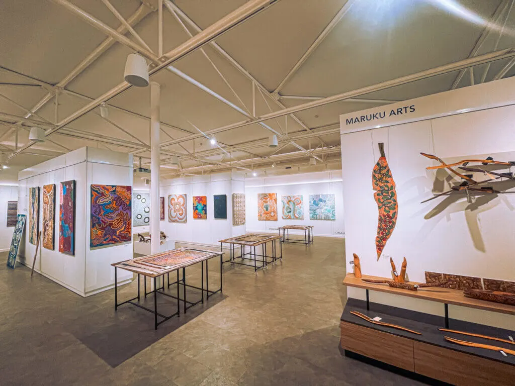 Ayers Rock Resort Art Gallery
