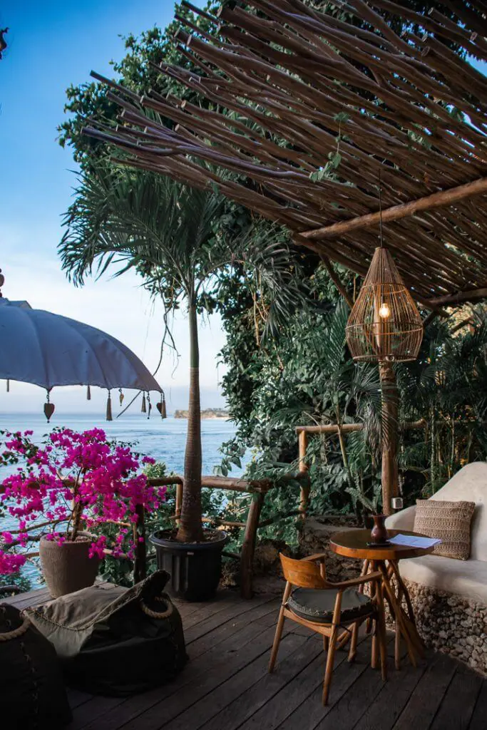 The Korowai Boutique Hotel overlooking the ocean bingin beach uluwatu accommodation