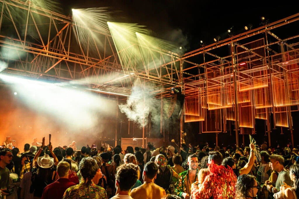 baan bardo stage wonderfruit