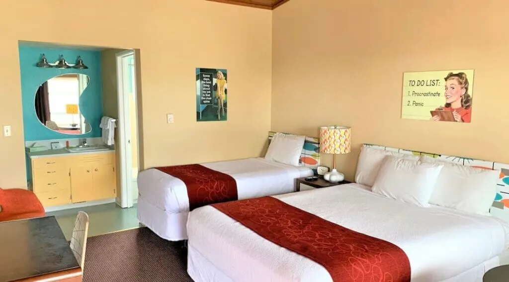cute retro hotel room interior in Astoria Oregon at Atomic Hotel