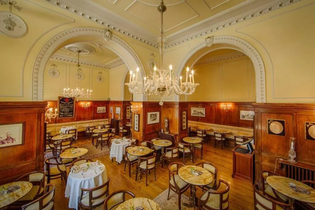 Amazing cafes and restaurants of Florence Tuscany