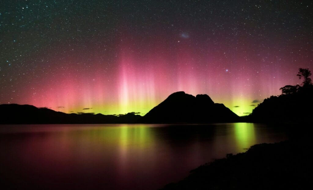 aurora australis in tasmania 