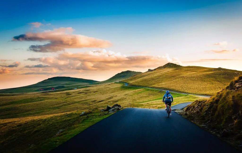 travel tuscany by bike